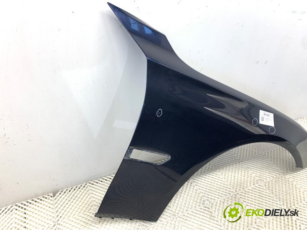 BMW F01 sedan 2010 240 kW 740 i, Li 2979 Blatník pravy predný A89