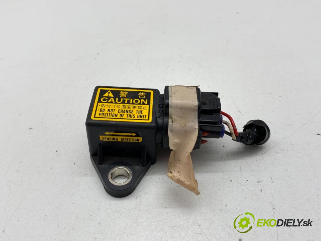 TOYOTA LAND CRUISER J12 samochód terenowy zamknięty 2005 120 kW 3.0 D-4D (KDJ120, KDJ125) 2982 Snímač ESP 89441-60010