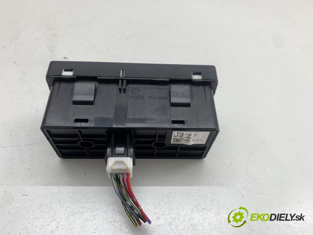 MAZDA 6 GJ Kombi 2016 141 kW 2.5 2488 Panel prepínačov GMJ866170 (Prepínacie páčky pod volantom)