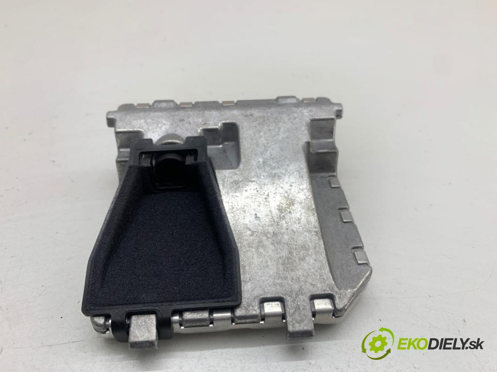 MAZDA 6 GJ Kombi 2016 141 kW 2.5 2488 KAMERA okna prednej GMG6-67XCX-C