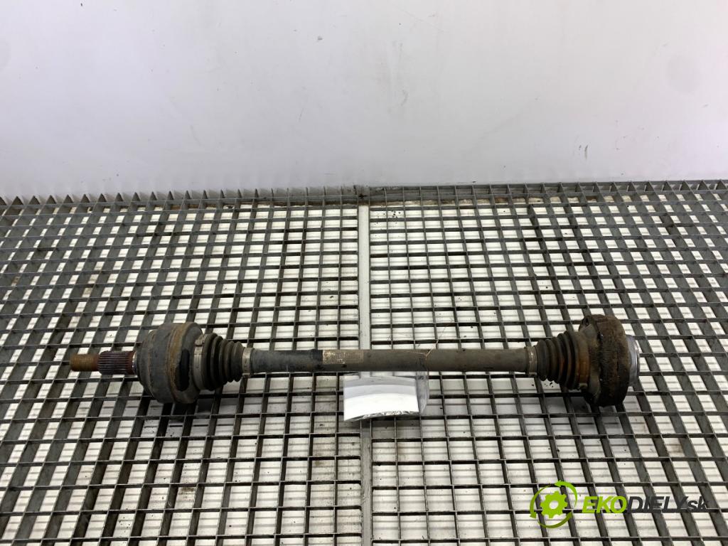 VW TOUAREG SUV 2004 230 kW 5.0 V10 TDI 4921 Poloos pravy zad 7L0501201A
