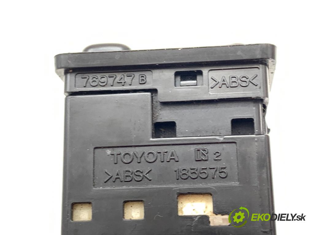 TOYOTA LAND CRUISER J12 samochód terenowy zamknięty 2005 120 kW 3.0 D-4D (KDJ120, KDJ125) 2982 Prepínač nastavenia spätných zrkadiel 769747B (Prepínacie páčky pod volantom)