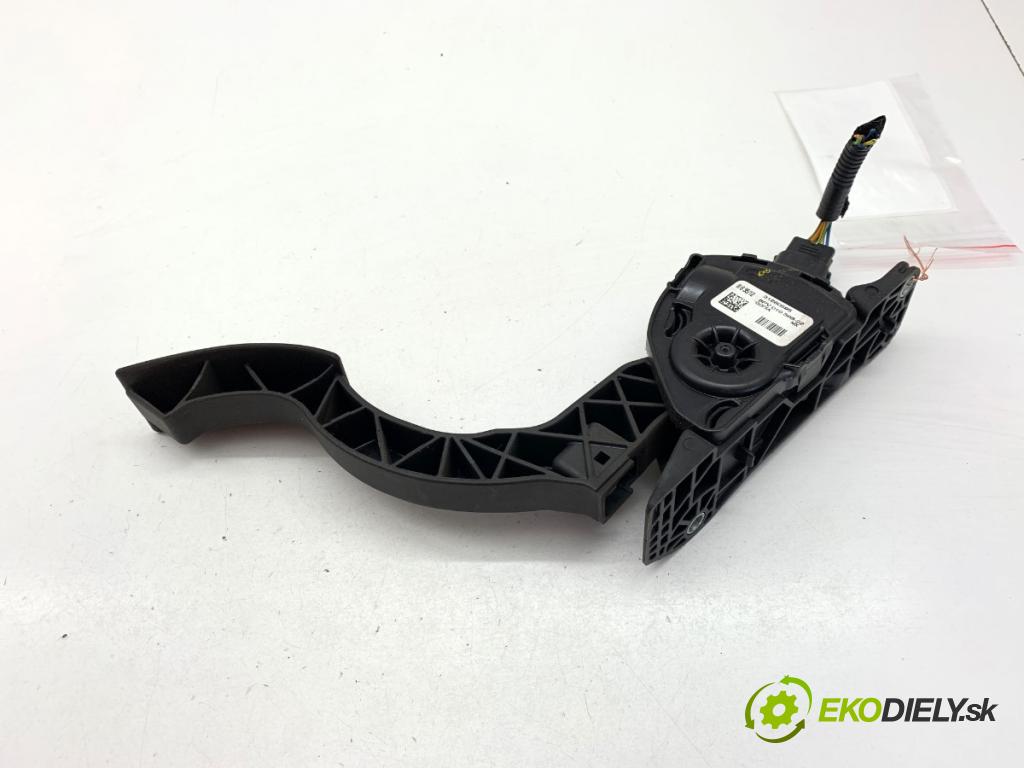 VOLVO V40 liftback 2012 84 kW D2 1560 Potenciometer plynu 31280595 (Potenciometer plynového pedálu)