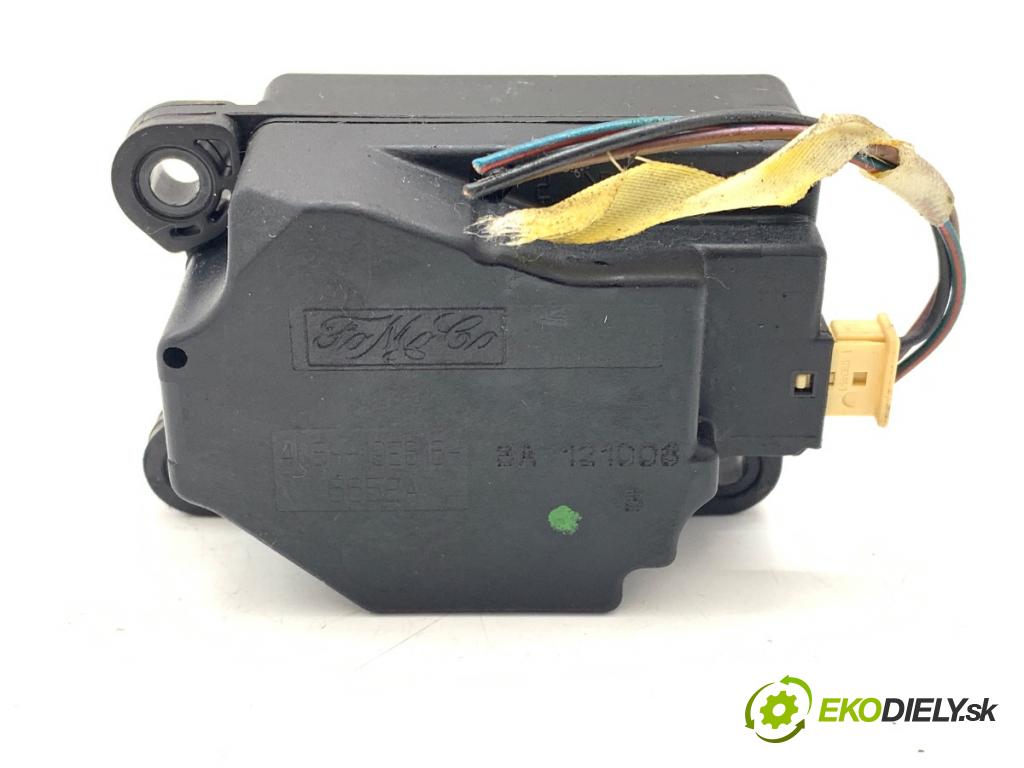 VOLVO V40 liftback 2012 84 kW D2 1560 motor topení 4N5H-19E616-BA