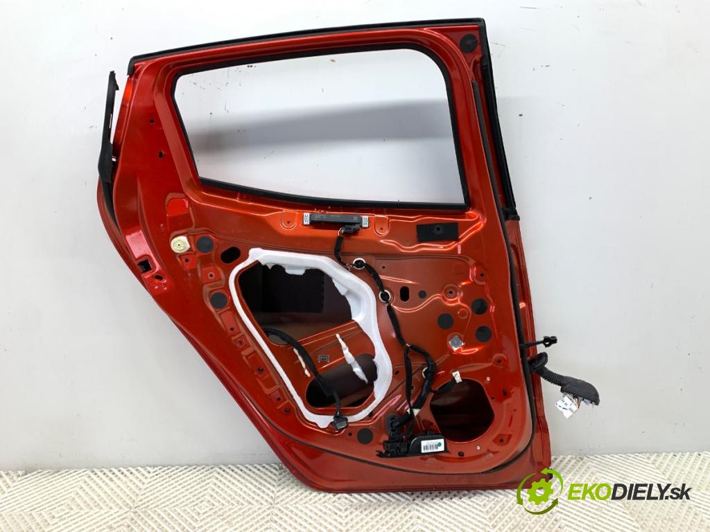RENAULT CLIO V liftback 2024 74 kW 1.0 LPG (B7MT) 999 Dvere ľavy zad