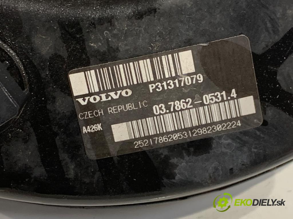 VOLVO V40 liftback 2012 84 kW D2 1560 posilovač bŕzd P31317079