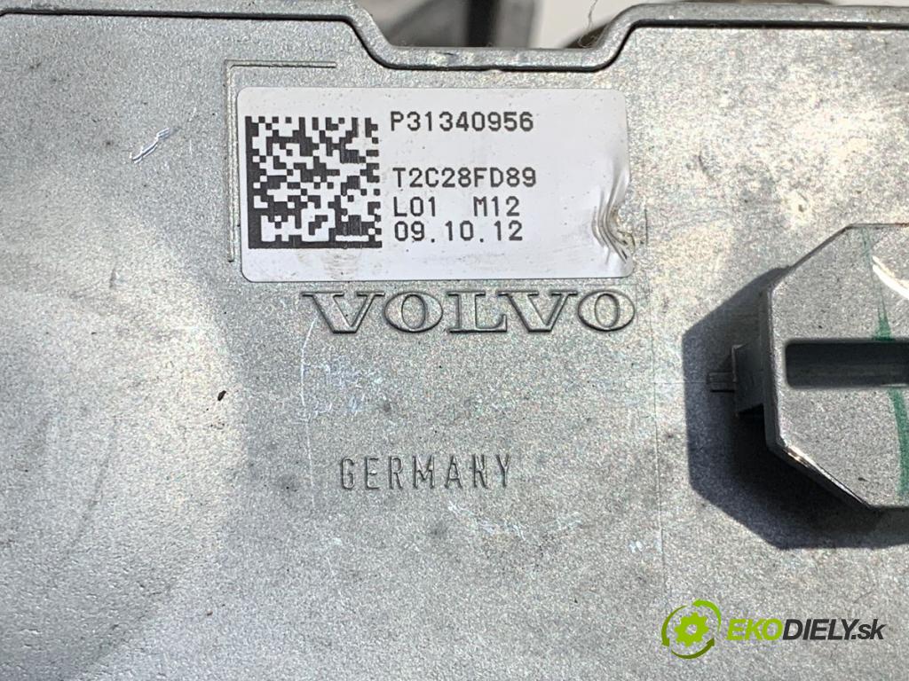 VOLVO V40 liftback 2012 84 kW D2 1560 Hriadeľ, tyč volantu 31360350 (Tyč riadenia (volantu))