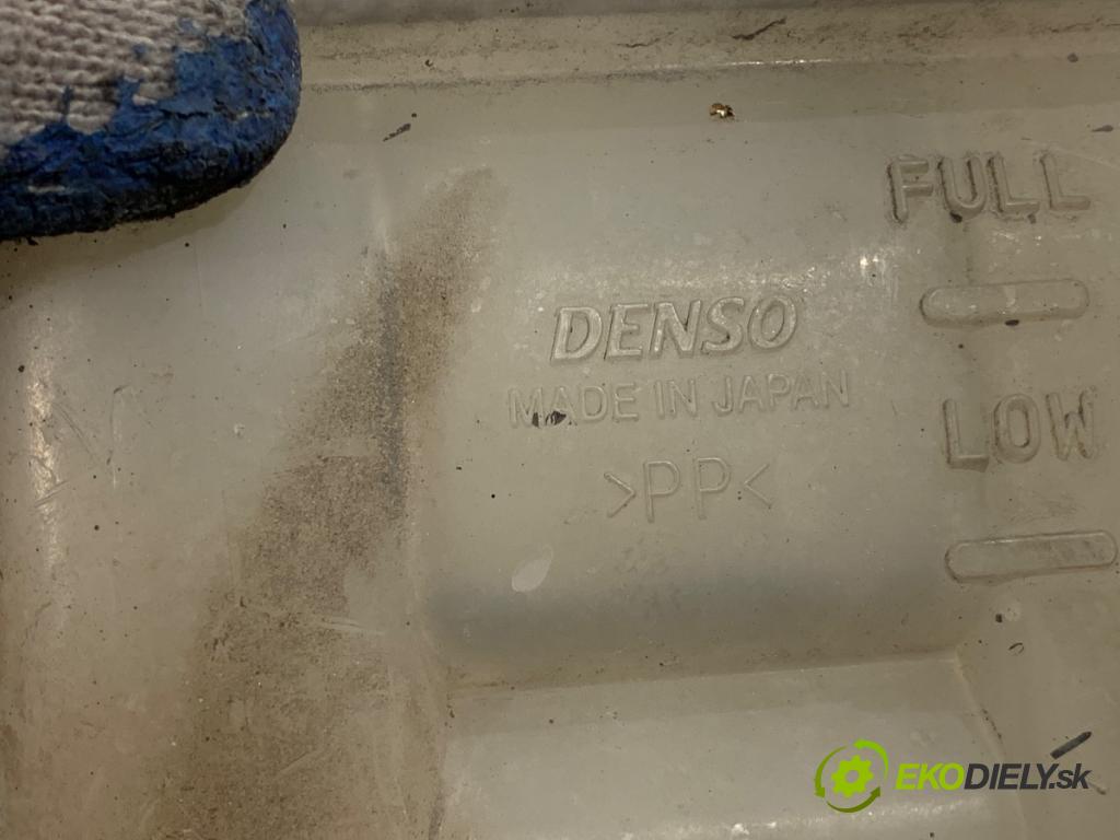 TOYOTA LAND CRUISER J12 samochód terenowy zamknięty 2005 120 kW 3.0 D-4D (KDJ120, KDJ125) 2982 nádržka vyrovnávací kapaliny chadicího
