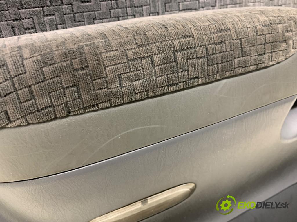 TOYOTA LAND CRUISER J12 samochód terenowy zamknięty 2005 120 kW 3.0 D-4D (KDJ120, KDJ125) 2982 ča dveře levý přední část