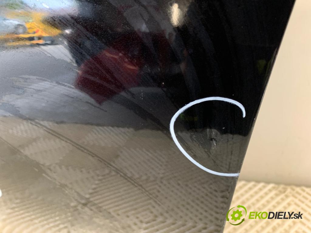 MERCEDES-BENZ W212 sedan 2016 245 kW E 400 4-matic (212.067) 2996 Dvere ľavy predný 197