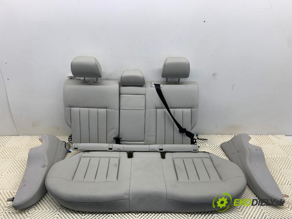 MERCEDES-BENZ W212 sedan 2016 245 kW E 400 4-matic (212.067) 2996 sedadlo druhý VLÁDA: 