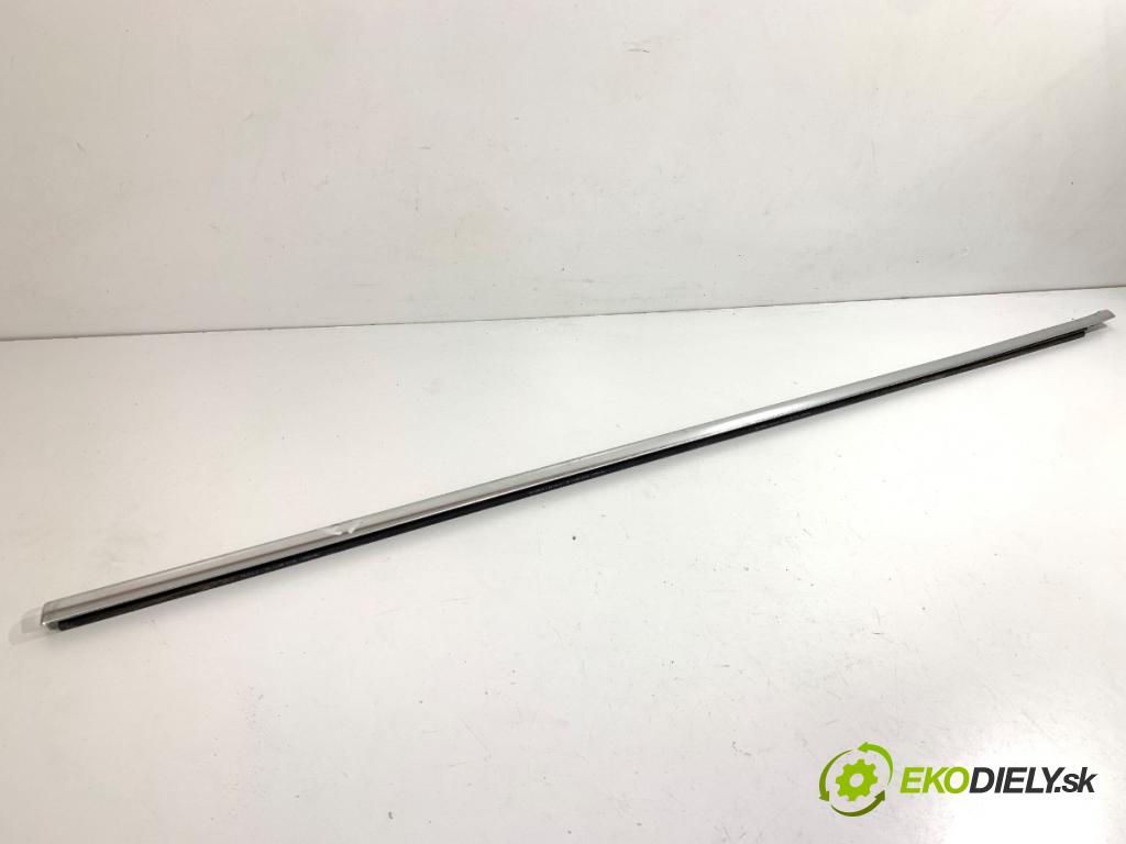 BMW F01 sedan 2010 240 kW 740 i, Li 2979 Lišta Sbírání: zad ľavy