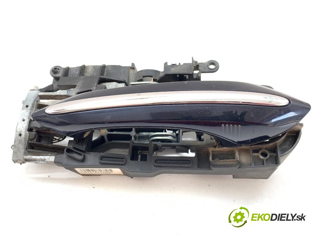 BMW F01 sedan 2010 240 kW 740 i, Li 2979 klika vnejší pravý zadní část 