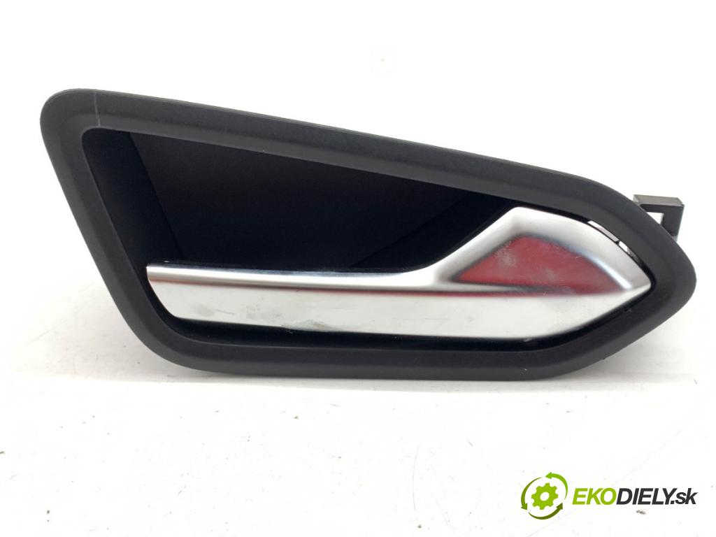 RENAULT CLIO V liftback 2024 74 kW 1.0 LPG (B7MT) 999 Kľučka vnútorná pravy zad 826721378R