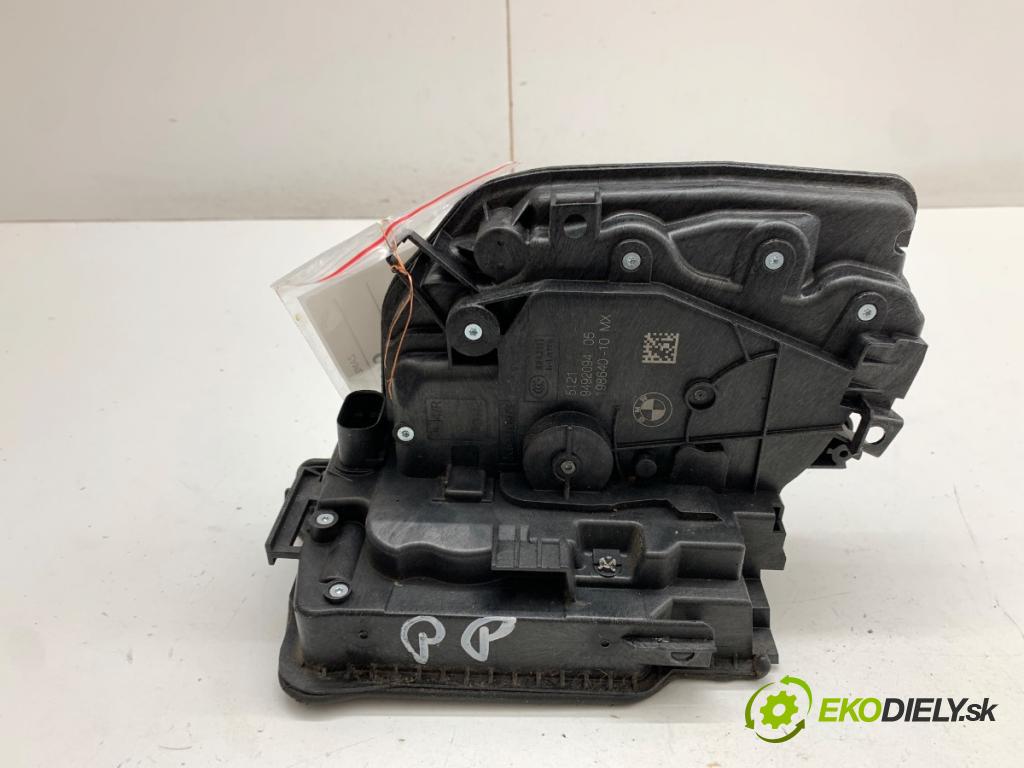 BMW G01 SUV 2020 135 kW xDrive 30 e Plug-in-Hybrid 1998 zámok dveře pravý přední část 9492094