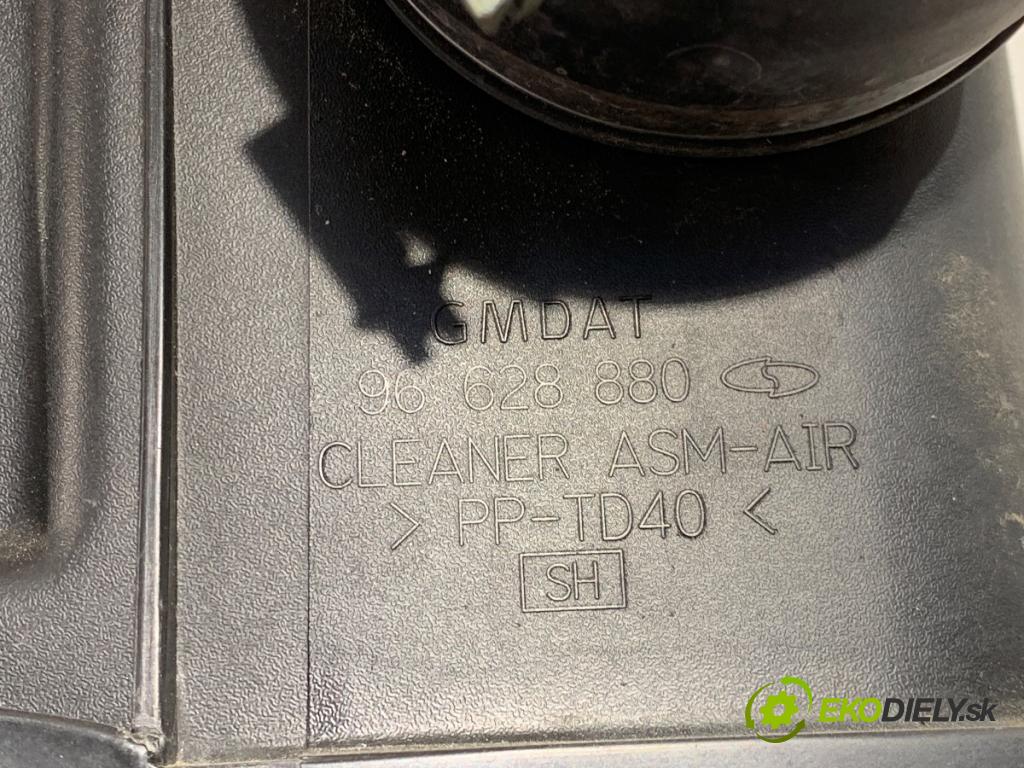 OPEL ANTARA A SUV 2006 110 kW 2.0 CDTI 4x4 1991 obal filtra vzduchu 96628880 (Kryt vzduchového filtru)