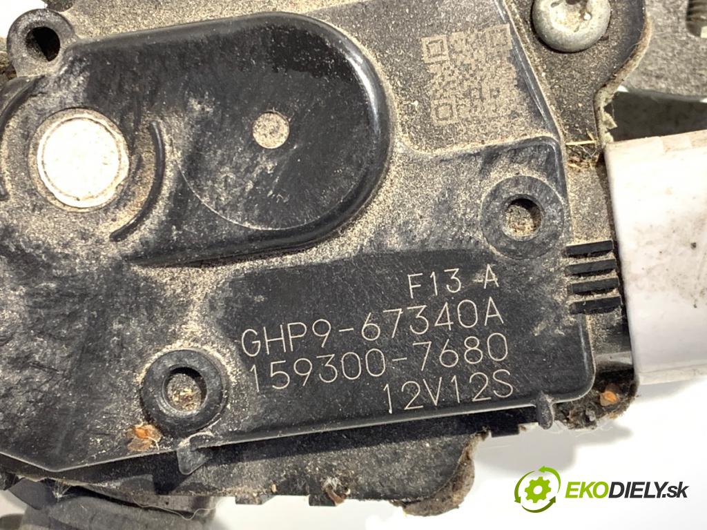 MAZDA 6 GJ Kombi 2016 141 kW 2.5 2488 mechanismus stěračů přední část GHP9-67340A (Motorek stěračů přední)