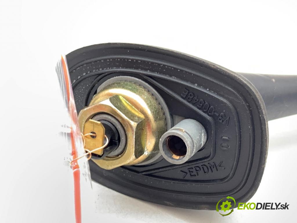 HONDA CIVIC VII liftback 2004 66 kW 1.4 iS (EP1) 1396 ANTENA V3-00548E