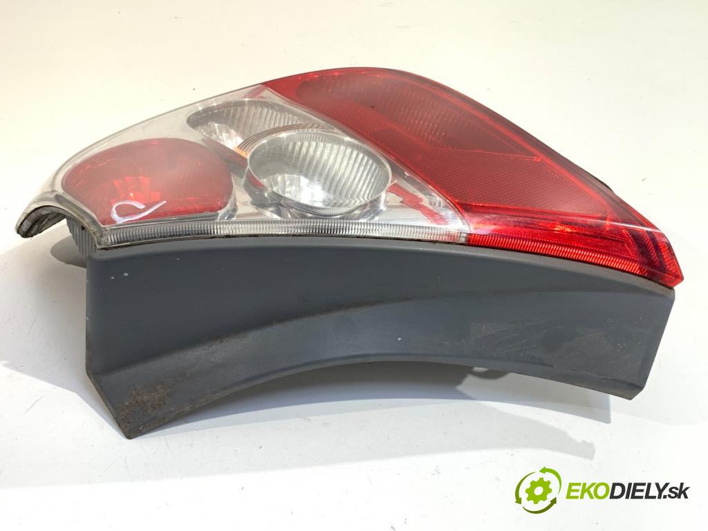 HONDA CIVIC VII liftback 2004 66 kW 1.4 iS (EP1) 1396 světlo pravý zadní část