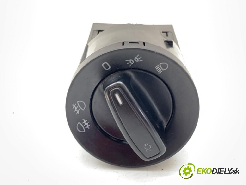 SKODA RAPID liftback 2013 77 kW 1.2 TSI 1197 Spínač svetiel 5JA941531C