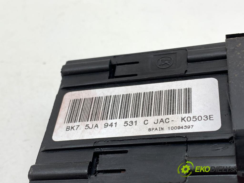 SKODA RAPID liftback 2013 77 kW 1.2 TSI 1197 spínač světel 5JA941531C