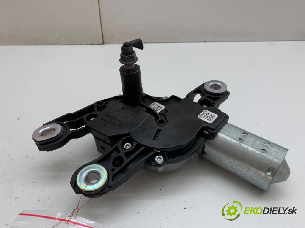 SKODA RAPID liftback 2013 77 kW 1.2 TSI 1197 motor stěračů zadní část 5E5955711