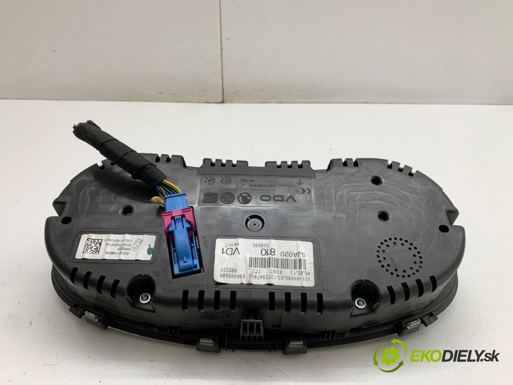 SKODA RAPID liftback 2013 77 kW 1.2 TSI 1197 Prístrojovka 5JA920810 (Prístrojová doska)