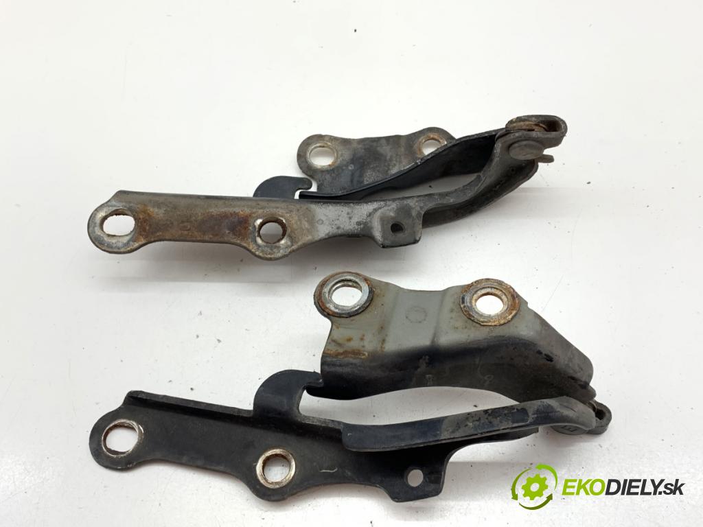 TOYOTA LAND CRUISER J12 samochód terenowy zamknięty 2005 120 kW 3.0 D-4D (KDJ120, KDJ125) 2982 závěs kapoty přední část