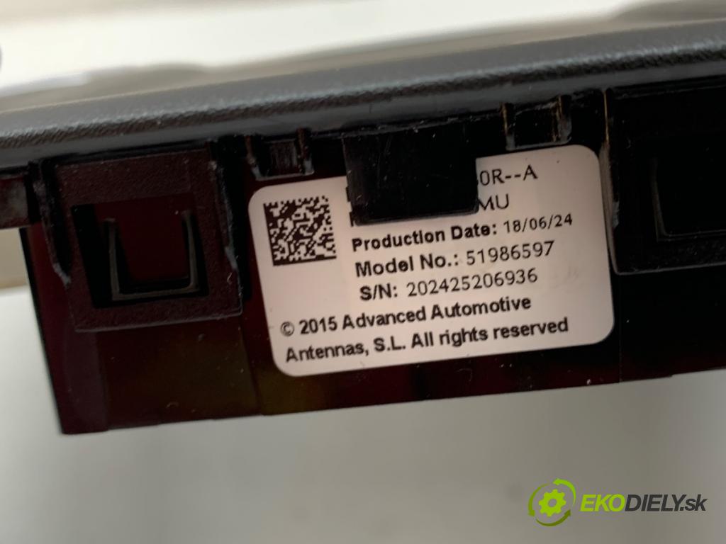 RENAULT CLIO V liftback 2024 74 kW 1.0 LPG (B7MT) 999 světlo stropní 969803518