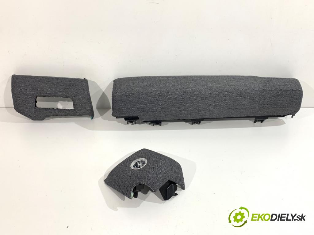 RENAULT CLIO V liftback 2024 74 kW 1.0 LPG (B7MT) 999 lišty kryt 682114244R (Lišta)