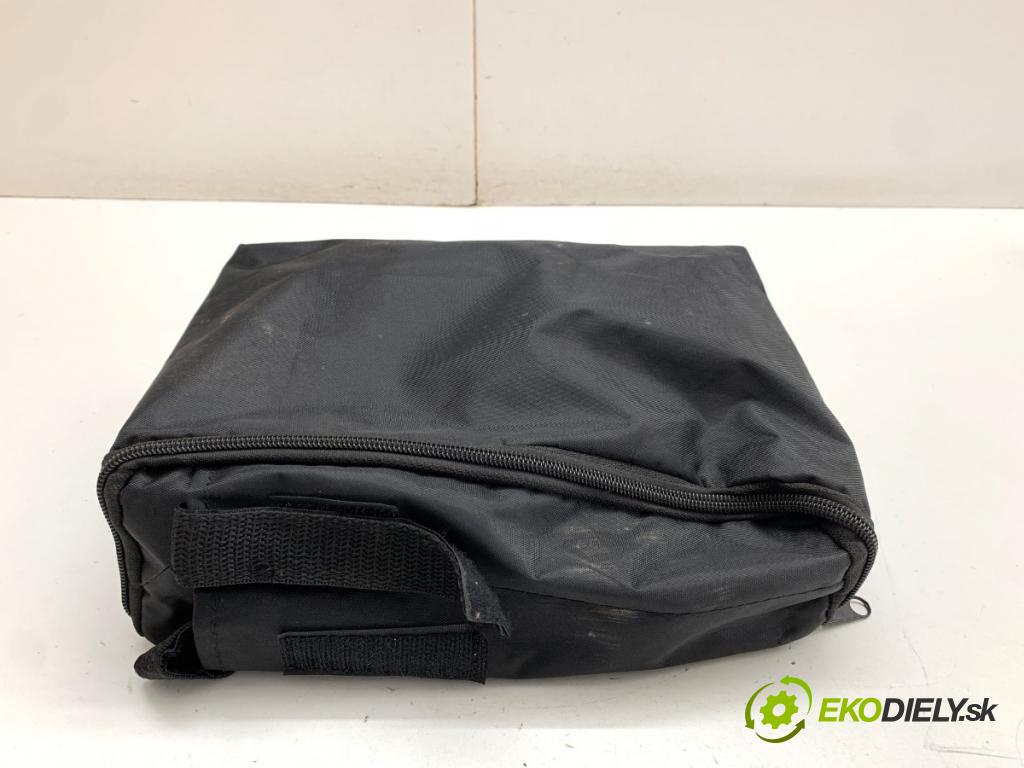 RENAULT CLIO V liftback 2024 74 kW 1.0 LPG (B7MT) 999 Kompresor do KOLA: 997911588R