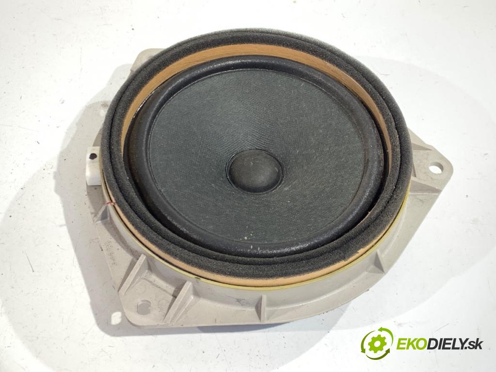 TOYOTA LAND CRUISER J12 samochód terenowy zamknięty 2005 120 kW 3.0 D-4D (KDJ120, KDJ125) 2982 reproduktory 86160-35190