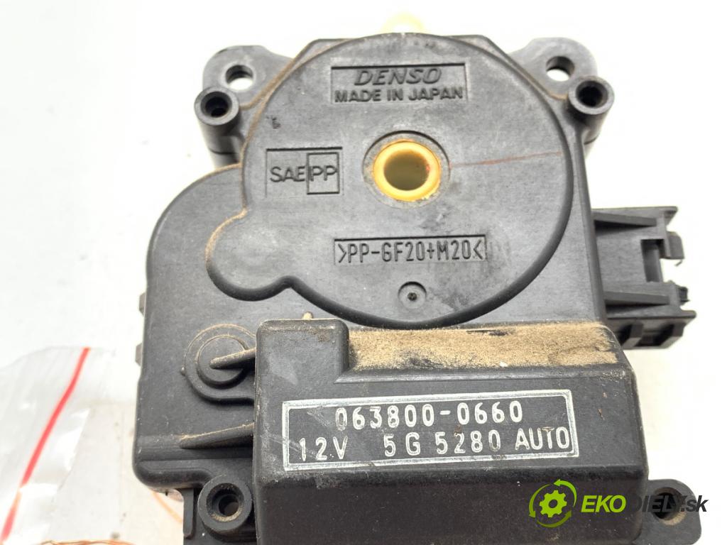 TOYOTA LAND CRUISER J12 samochód terenowy zamknięty 2005 120 kW 3.0 D-4D (KDJ120, KDJ125) 2982 motor topení 063800-0660