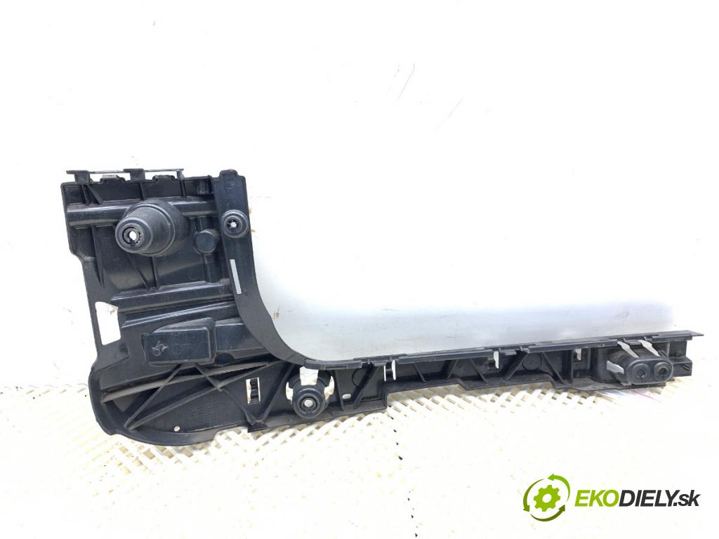 BMW G01 SUV 2020 135 kW xDrive 30 e Plug-in-Hybrid 1998 úchyt nárazníka pravý zadní část 7400666
