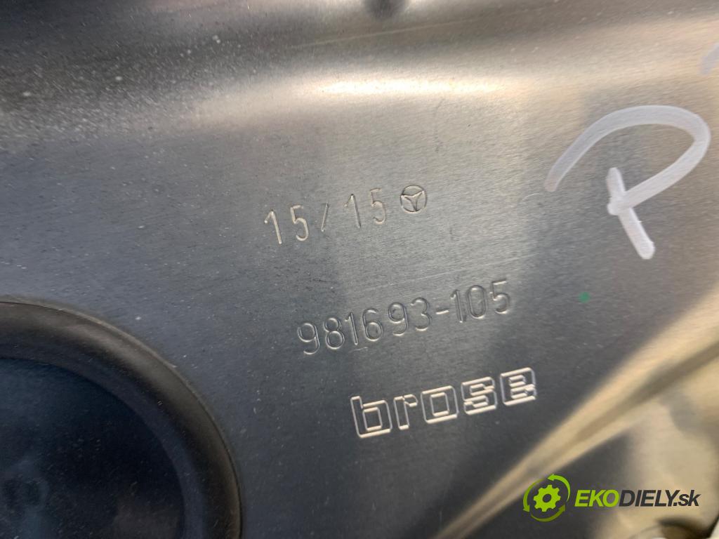 MERCEDES-BENZ W212 sedan 2016 245 kW E 400 4-matic (212.067) 2996 Mechanizmus okna pravy predný