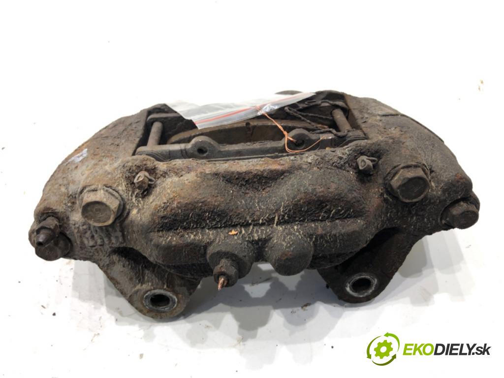 TOYOTA LAND CRUISER J12 samochód terenowy zamknięty 2005 120 kW 3.0 D-4D (KDJ120, KDJ125) 2982 Brzdič strmeň pravy predný
