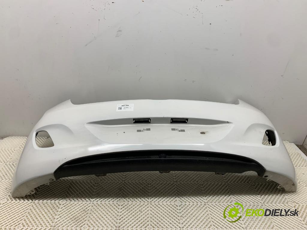HYUNDAI i30 liftback 2012 73 kW 1.4 1396 nárazník zadní část  (Klika dveří ostatní)