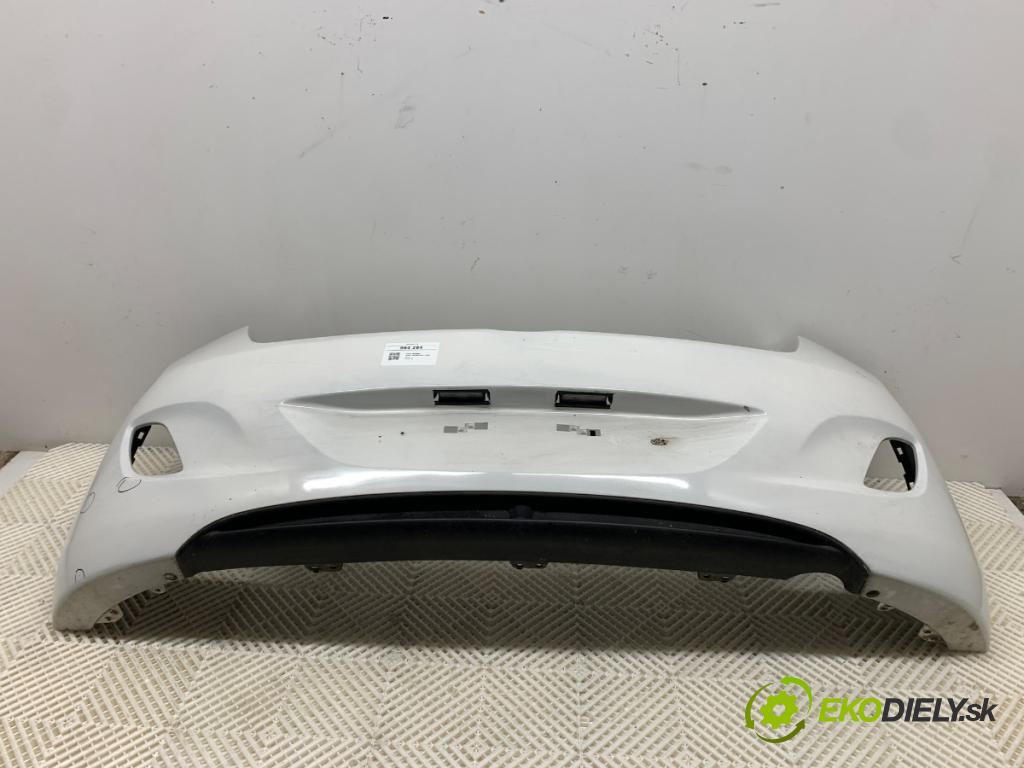 HYUNDAI i30 liftback 2012 73 kW 1.4 1396 nárazník zadní část  (Klika dveří ostatní)