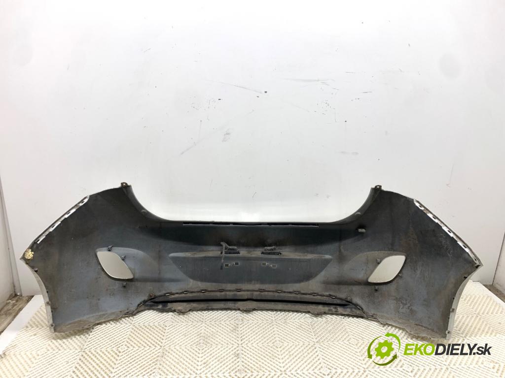 HYUNDAI i30 liftback 2012 73 kW 1.4 1396 nárazník zadní část  (Klika dveří ostatní)