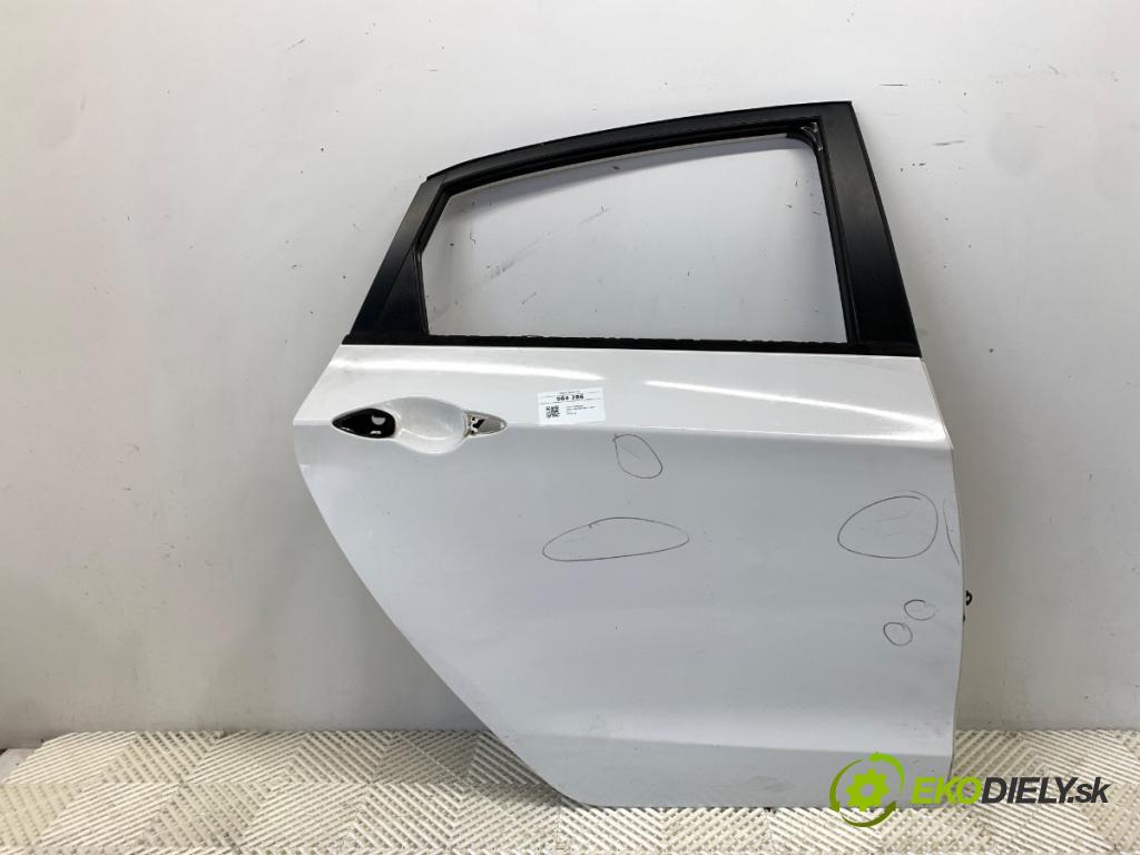 HYUNDAI i30 liftback 2012 73 kW 1.4 1396 dveře pravý zadní část