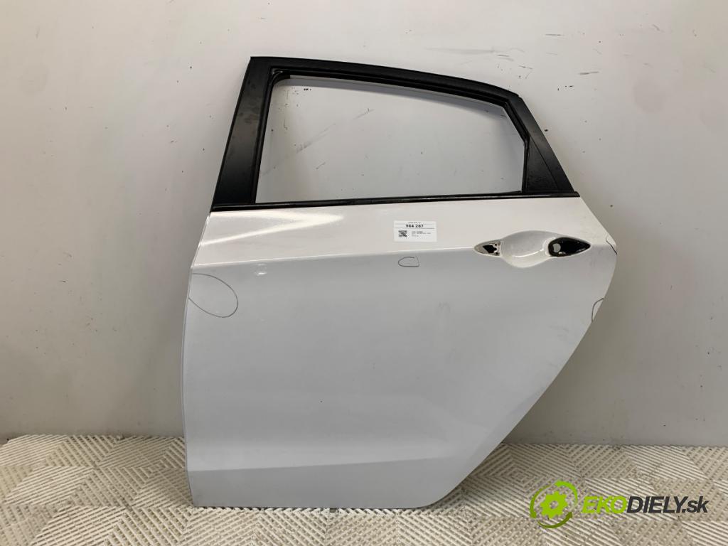 HYUNDAI i30 liftback 2012 73 kW 1.4 1396 dveře levý zadní část