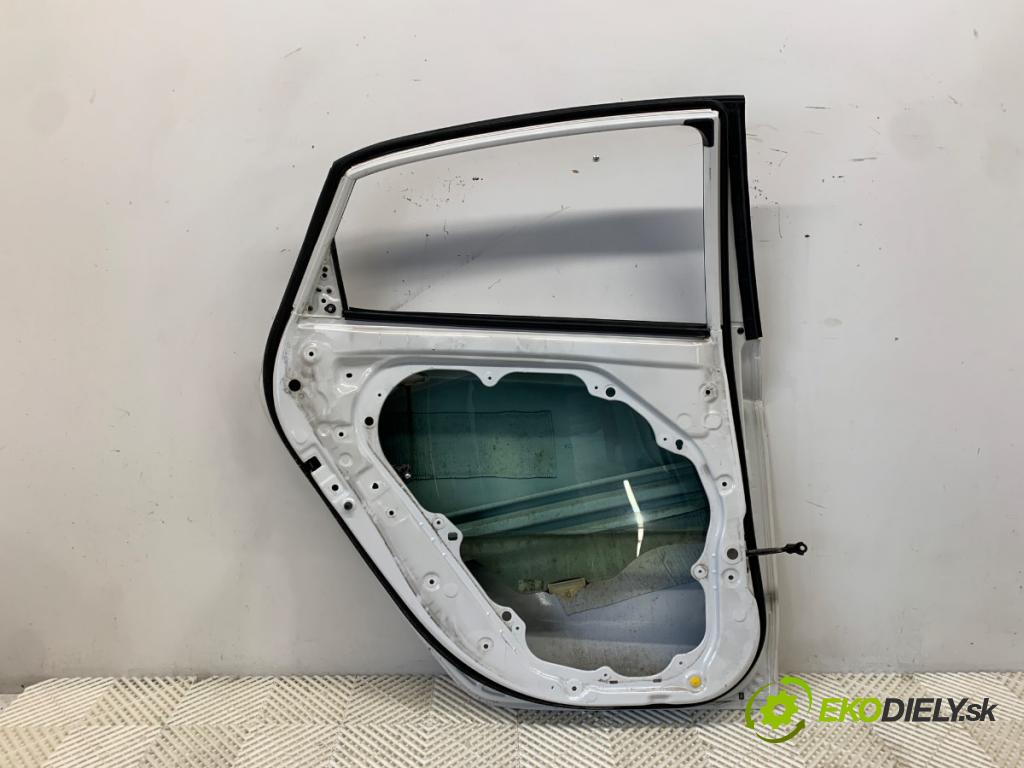 HYUNDAI i30 liftback 2012 73 kW 1.4 1396 dveře levý zadní část