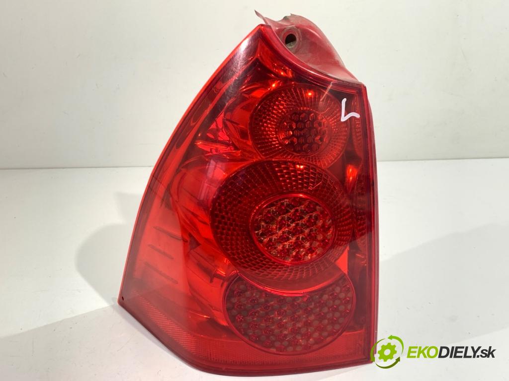 PEUGEOT 307 SW Kombi 2005 103 kW 2.0 16V 1997 světlo pravý zadní část LIFT 