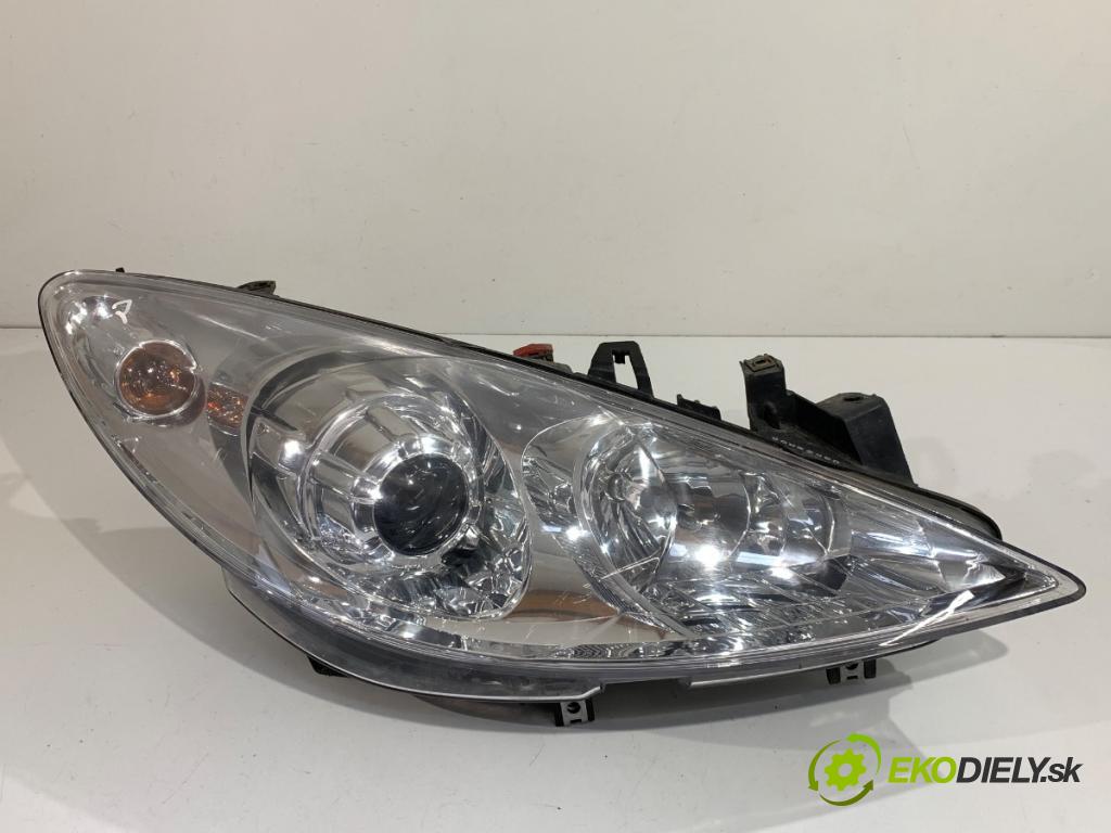 PEUGEOT 307 SW Kombi 2005 103 kW 2.0 16V 1997 světlomet pravý přední část 08-550-1137R