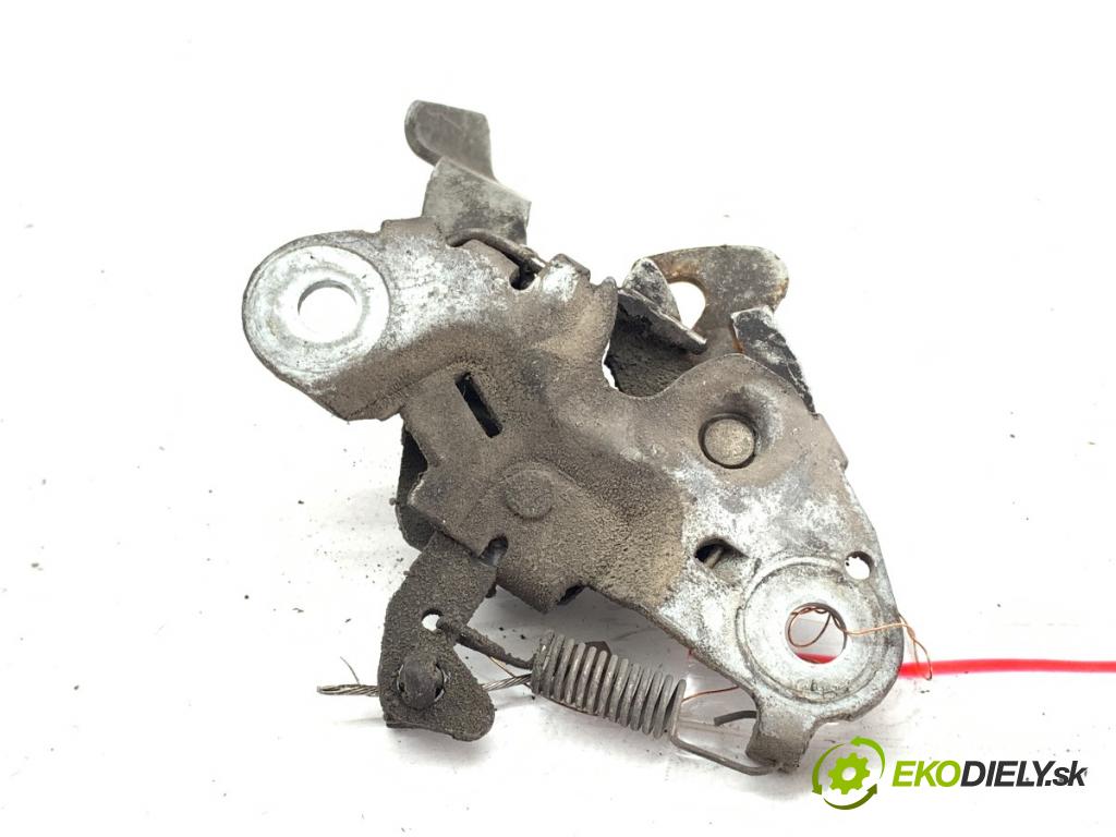 PEUGEOT 307 SW Kombi 2005 103 kW 2.0 16V 1997 zámok kapoty přední část