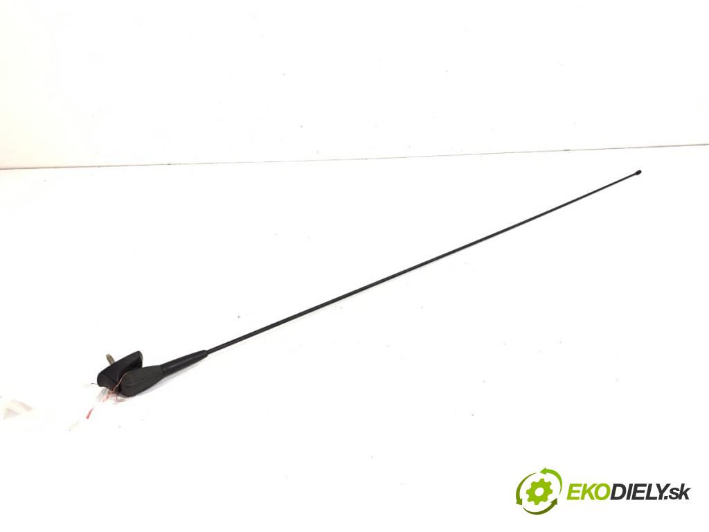 TOYOTA YARIS I liftback 2001 48 kW 1.0 (SCP10_) 998 ANTENA 