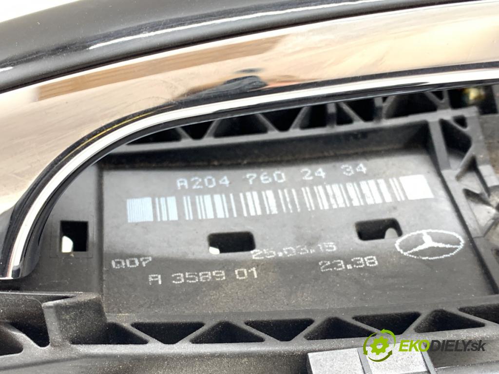 MERCEDES-BENZ W212 sedan 2016 245 kW E 400 4-matic (212.067) 2996 klika vnejší pravý přední část A2047602434