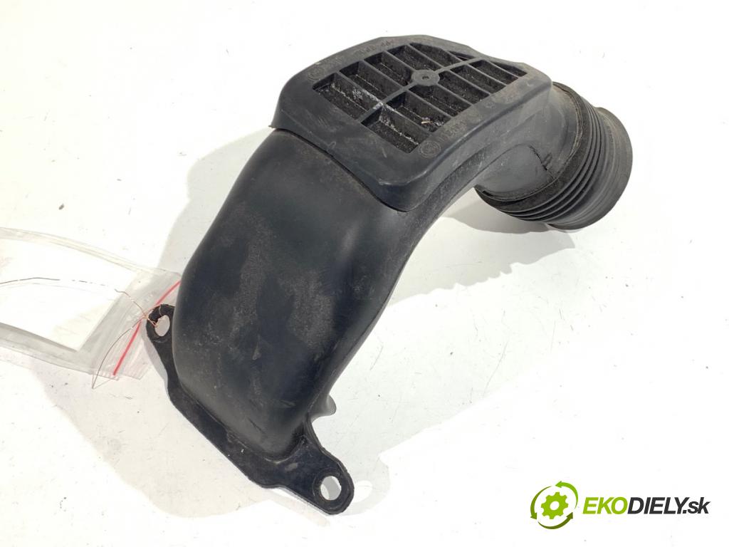 RENAULT CLIO V liftback 2024 74 kW 1.0 LPG (B7MT) 999 Rúra vzduchu 165556525R