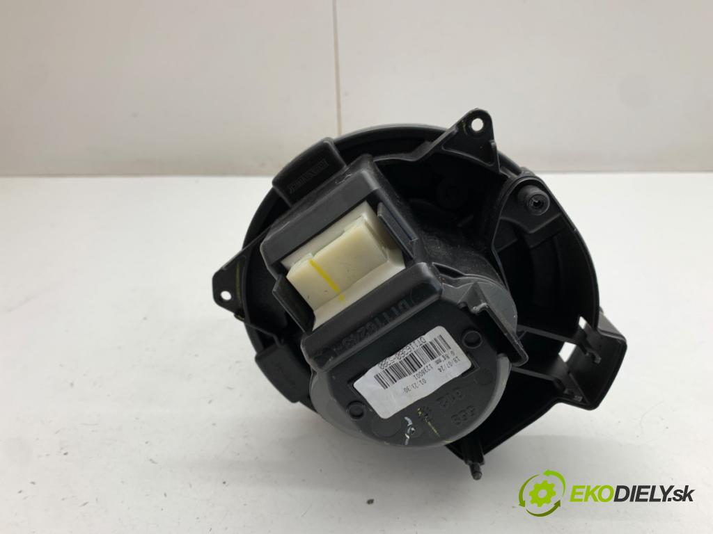 RENAULT CLIO V liftback 2024 74 kW 1.0 LPG (B7MT) 999 topení DT116360-5380