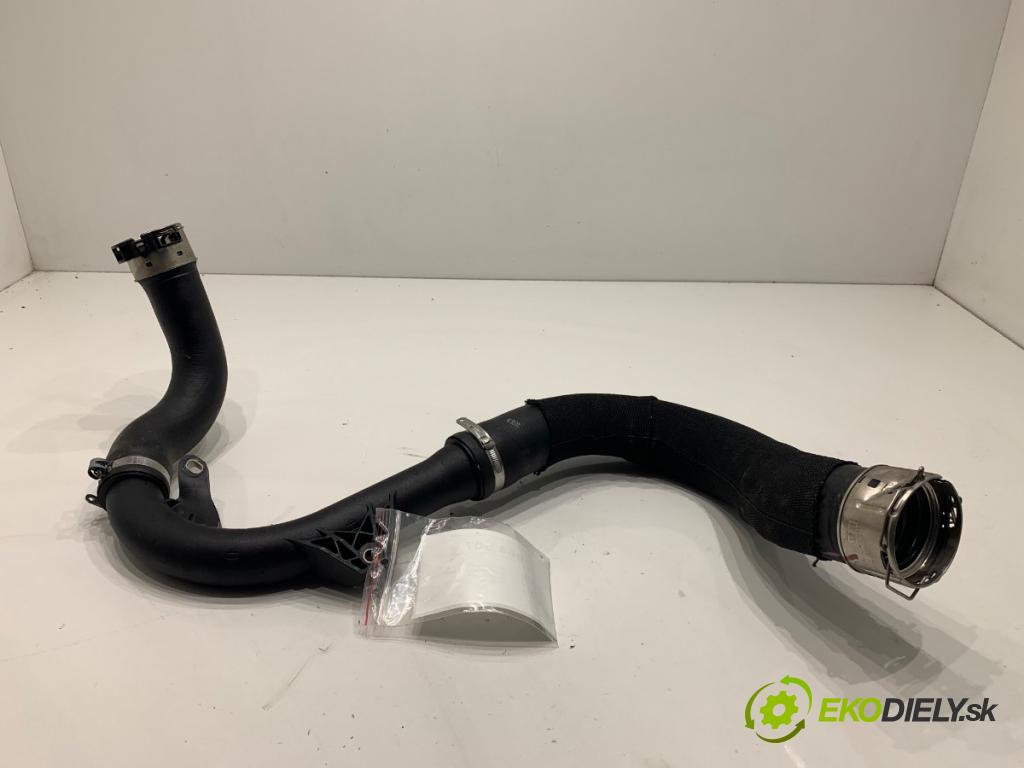 RENAULT CLIO V liftback 2024 74 kW 1.0 LPG (B7MT) 999 Rúra vzduchu intercoolera 144606247R